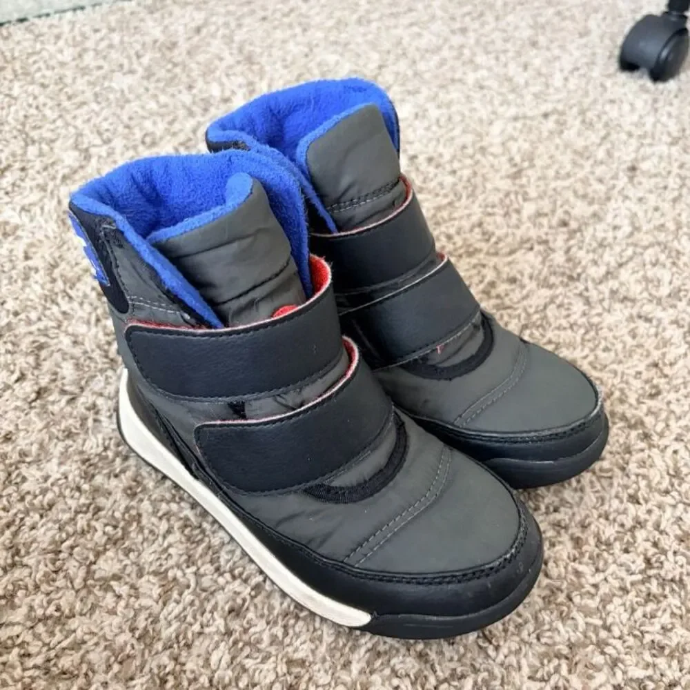 Size 11 / Boys Sorel Snow Boots